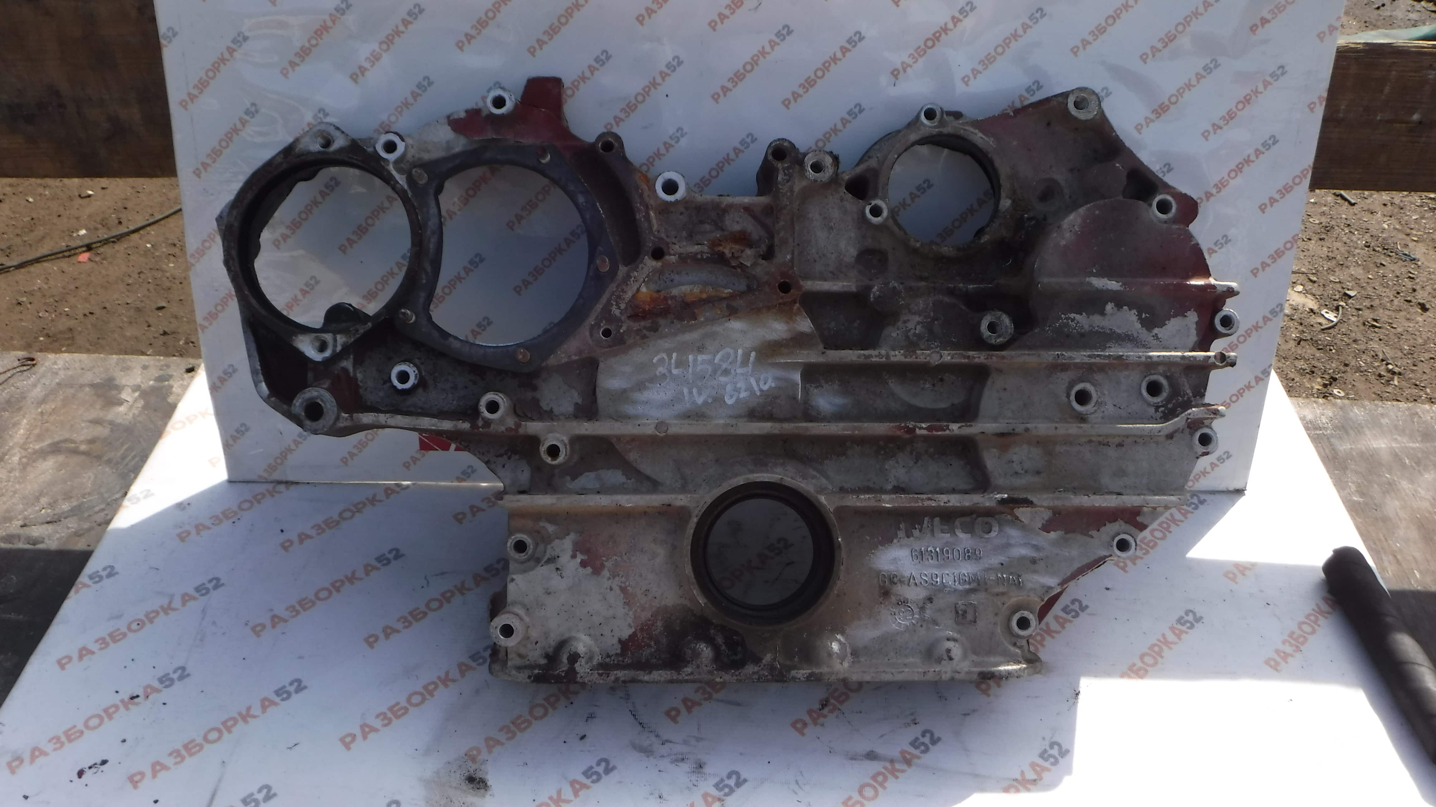 Передняя крышка двигателя Плита Ивеко Iveco 8460 ЕвроТех Магирус EuroTech Magirus 61319089